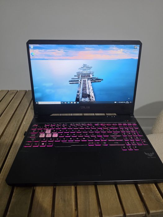 Laptop Asus FX505D
