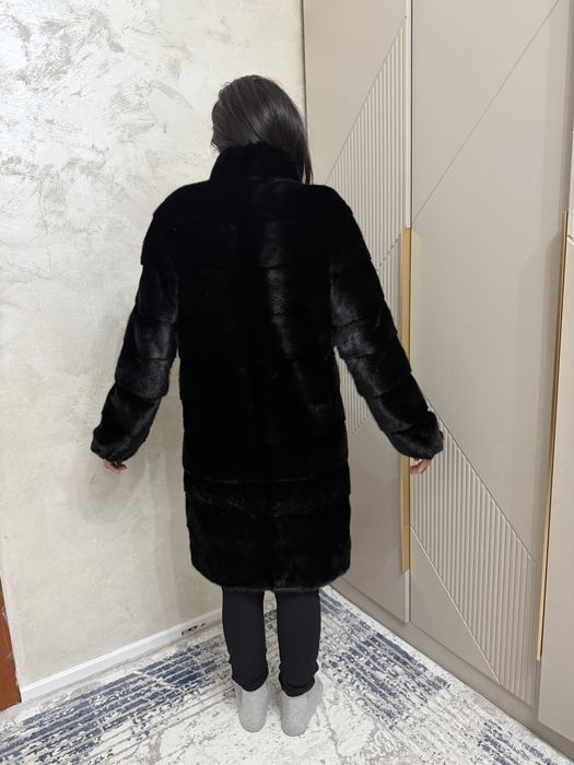 Продам норковую шубу