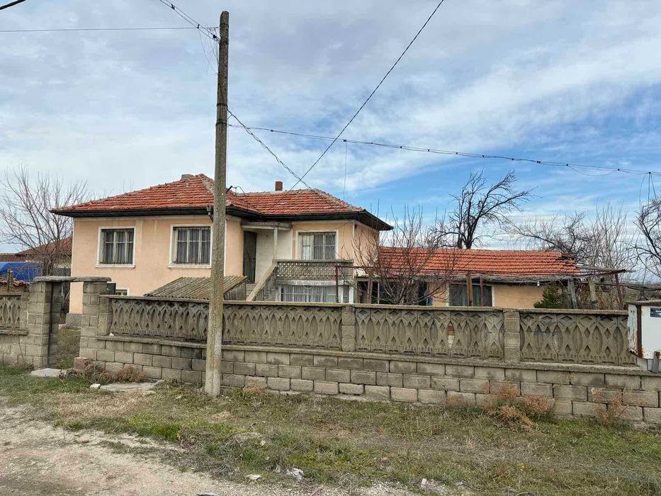 Продава се Къща в с. Дълго поле, Област Пловдив - 150 кв.м за 390 €/кв.м - Снимка #2