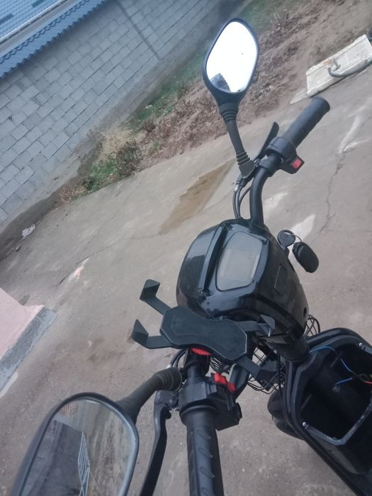 Электронный скутер ск8