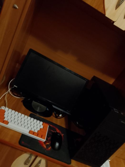 monitor Benq 18.5 inch