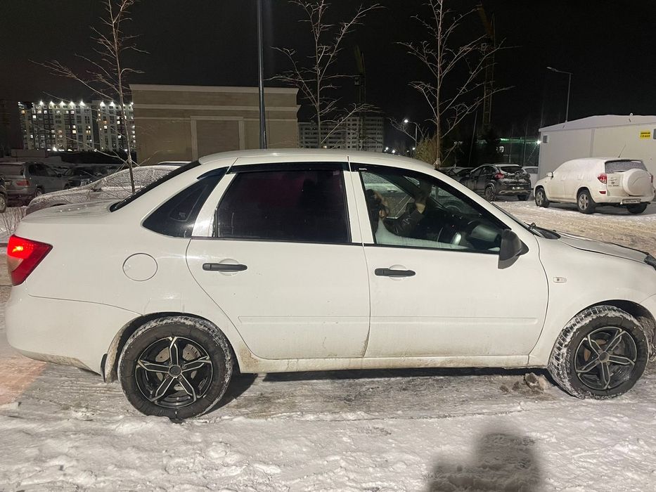 Лада гранта продам