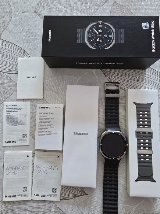 Смарт часовник: Samsung Galaxy Watch ULTRA