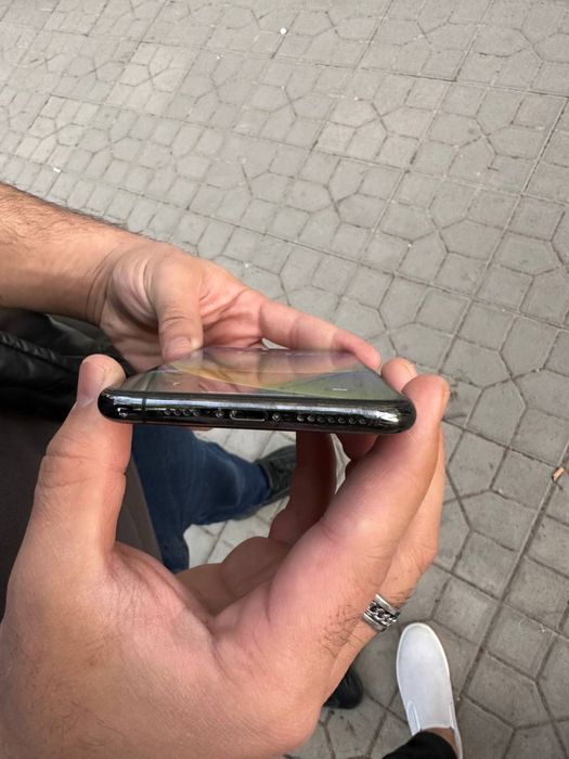 IPhone 11 pro max с гарантией