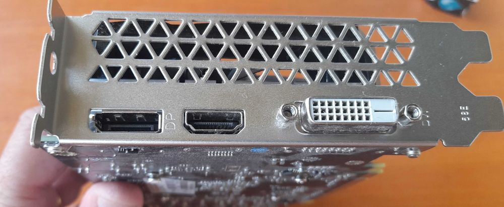 Placa video Biostar Radeon RX-580 8GB GDDR5 256bit Bulk