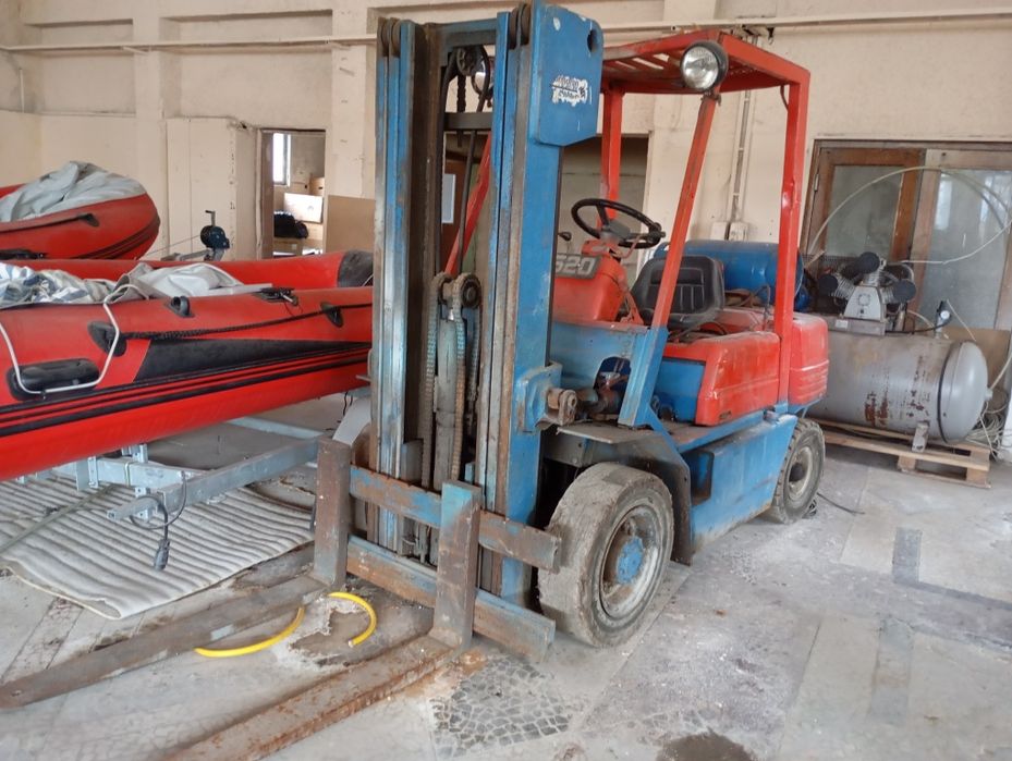 Продавам мотокар Komatse