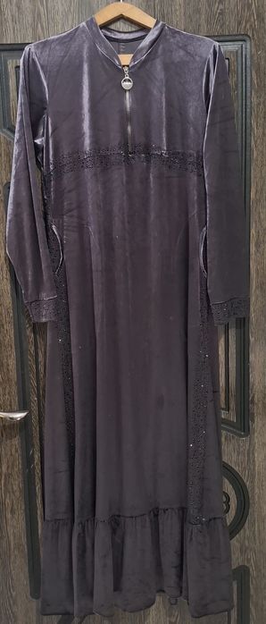 Женское платье в отличном состоянииПродаю женское платье
Состояние отл