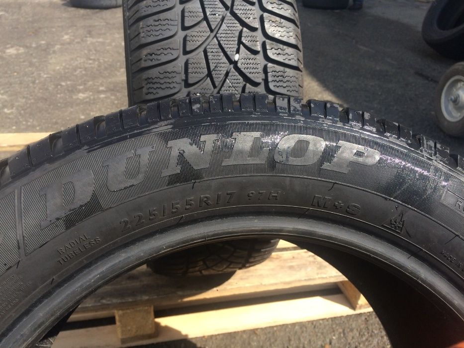 225/55/17 Дънлоп ДОТ 2012 г - 7,9 мм РЪН ФЛАТ !