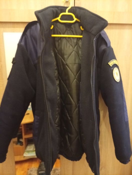 Vând geacă soft Shell groasă jandarmi