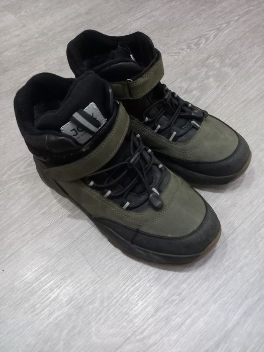 Продам зимние сапоги