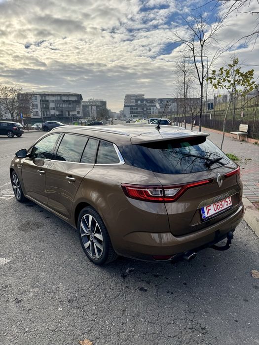 Renault Megane 4 Grandtour Bose edition/ Benzina 132CP/ Cutie Automata