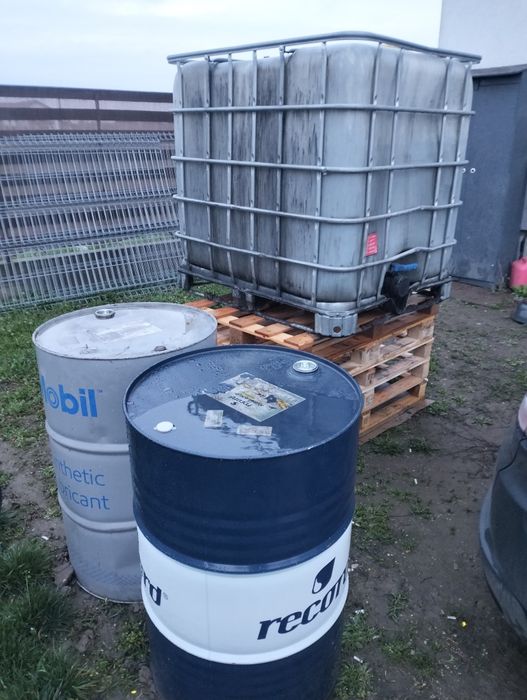 Butoi tablă 200litri cu 2 bușoane ermetic