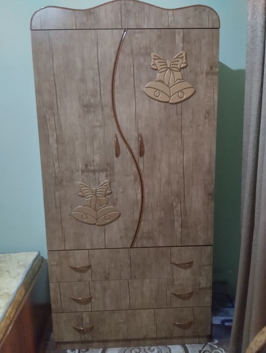 Detski kravat bilan shkaf xolati alo karavat ishlatilmagan