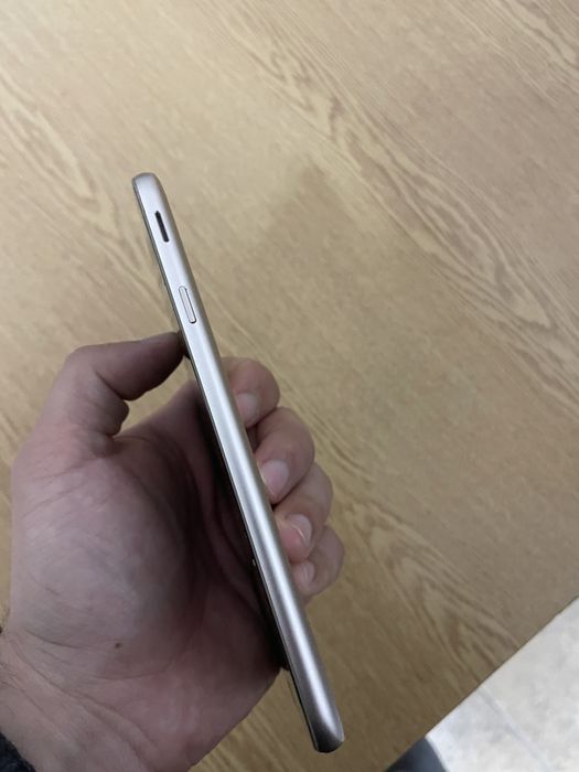 Samsung j7 за части