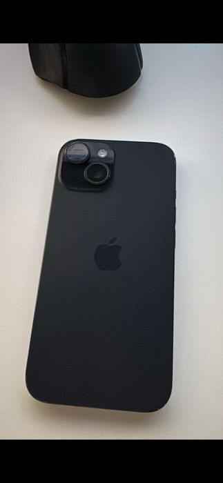 Se vinde iphone 15