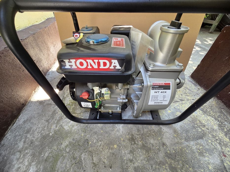 Vând Pompa De Apa Honda WT40X
