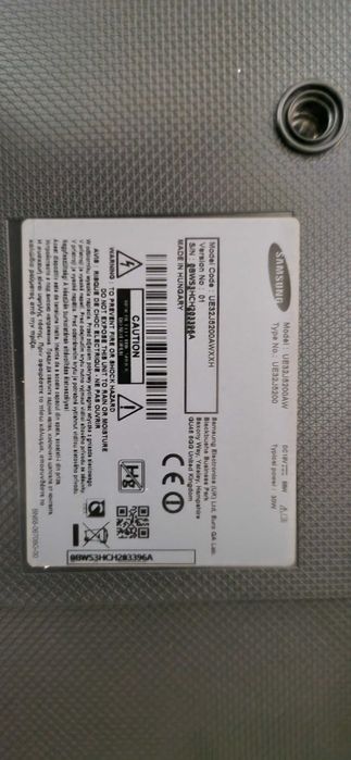 Televizor Samsung UE32J5200AW