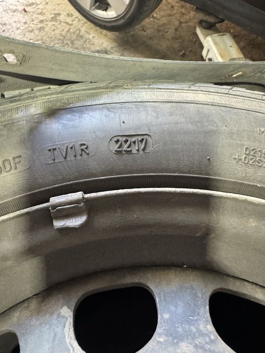 5х112 205/55/16 джанти с гуми 5мм и 6мм