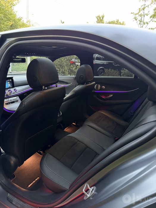 Mercedes benz w213 E200 4-Matic