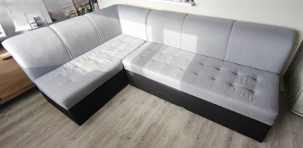Компактен разтегателен ъглов диван