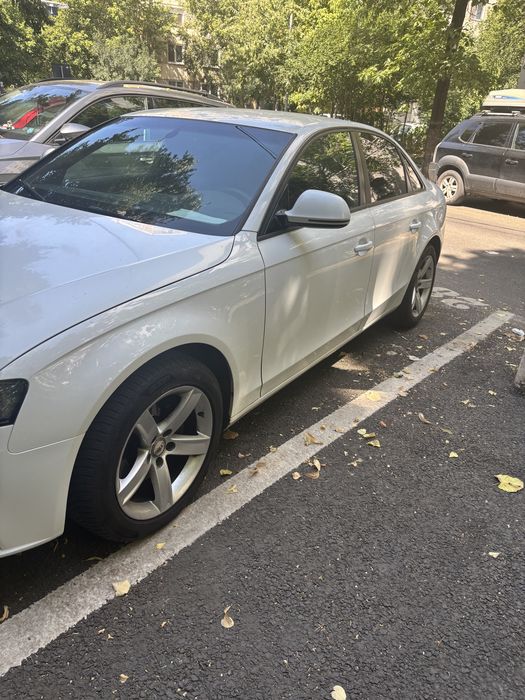 AUDI A4 B8 - 2008