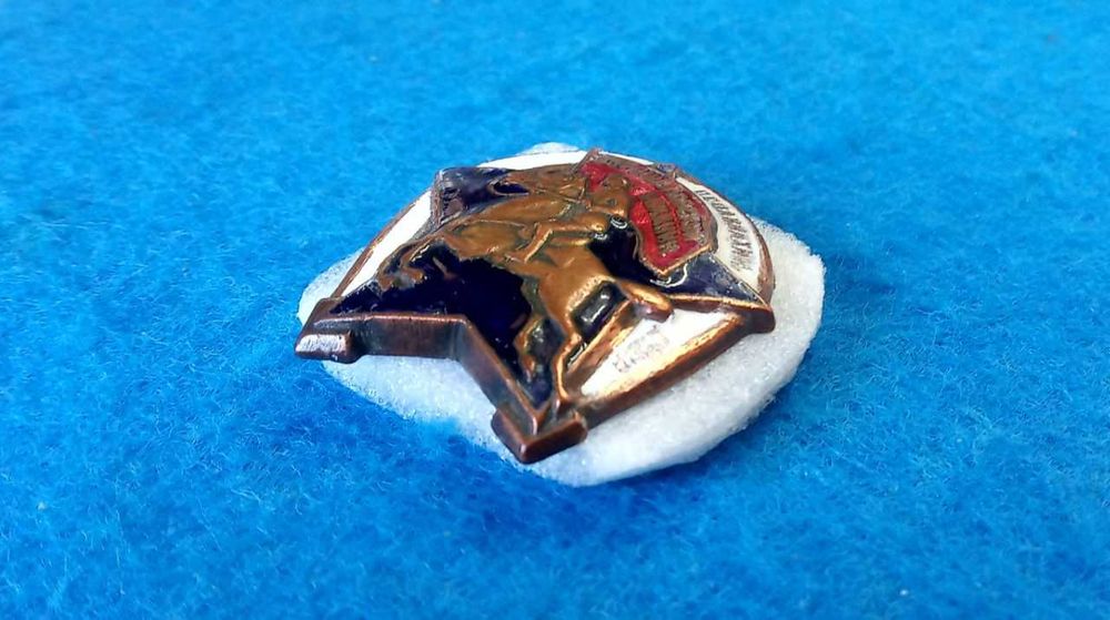 Значки  СССР тяжелые  Космос, ГТО, Авиация, СПОРТ.