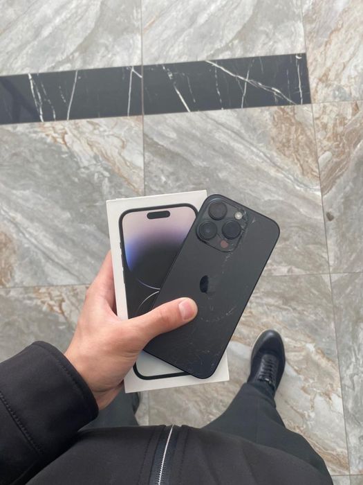 IPHONE 14 pro (black)