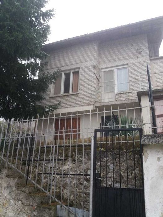 Продава се Къща в с. Гълъбово, Област Пловдив - 162 кв.м за 988 €/кв.м - Снимка #11