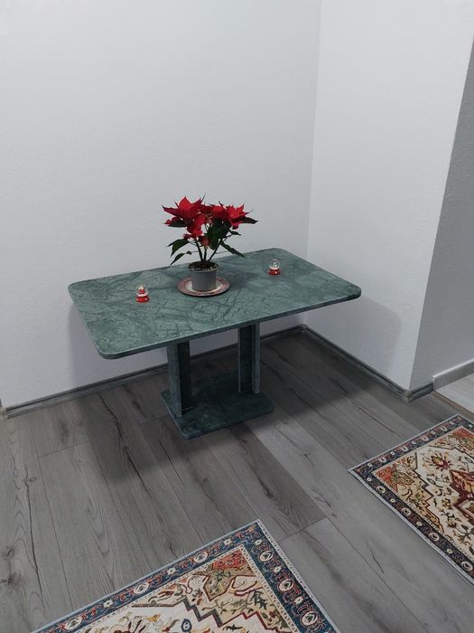 Masa  marmura verde