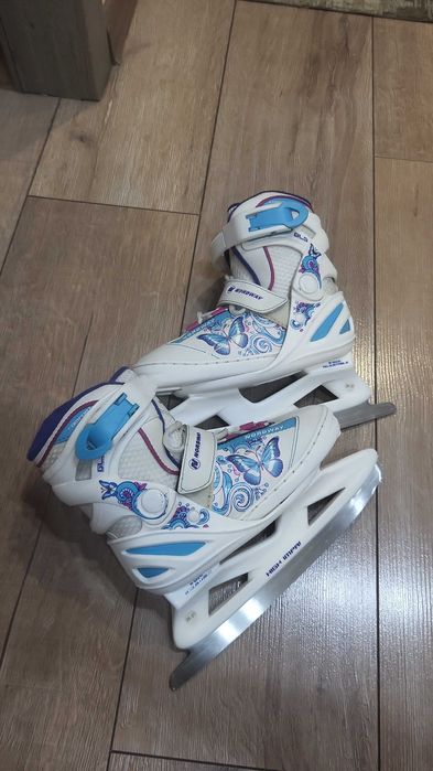 Продам коньки 26-30 размер