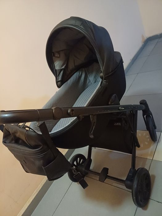 Продам коляску 2 в 1 Anex e/type