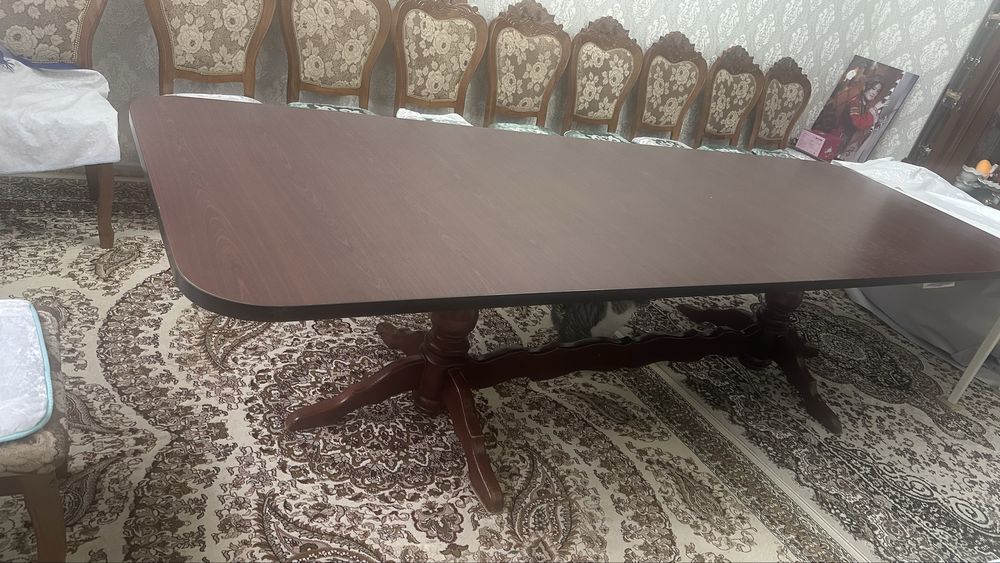 Залға үлкен стол сатылады