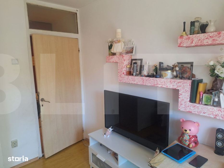 Apartament 2 camere de vanzare, 67 mp, decomandat, etaj 1, Logoj