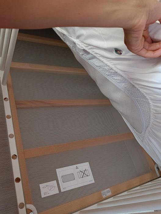 Матрак IKEA за бебешка кошара + кошара IKEA