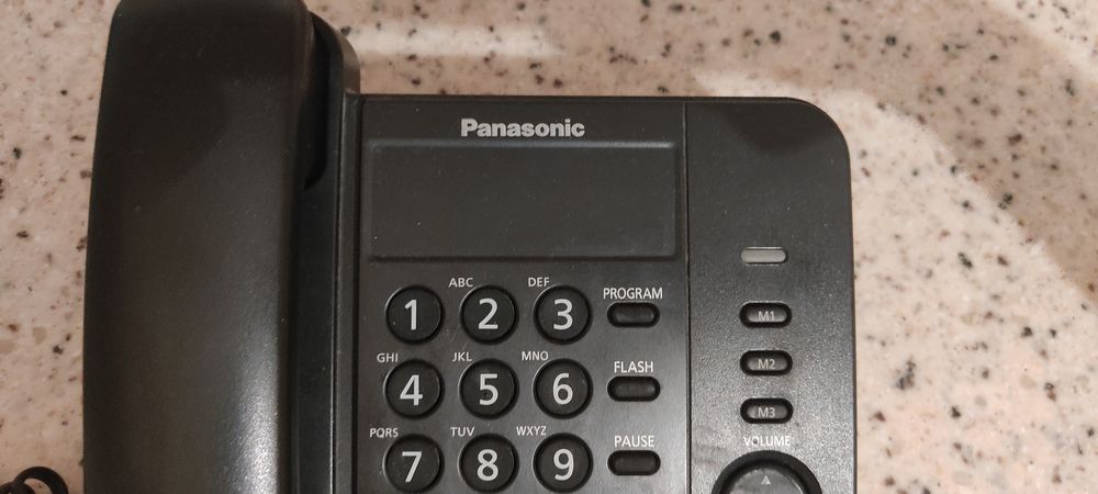 Телефон на стольный