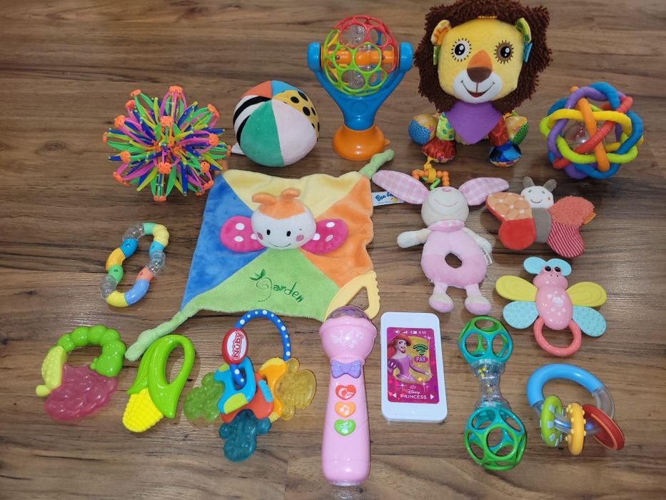 Голям лот бебешки играчки Playgro и др.