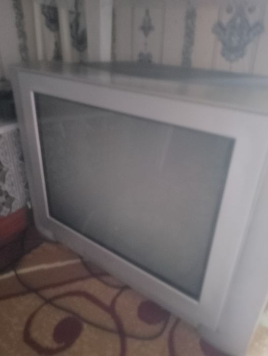 Продаю телевизор