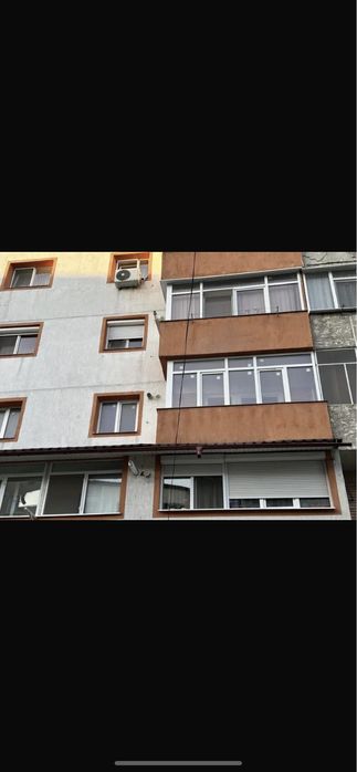 Apartament 2 camere decomandat etaj 2 Adjud