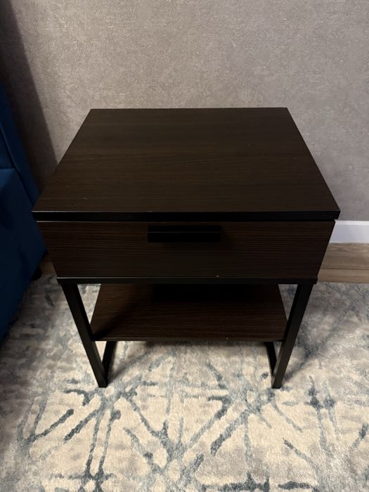 Тумба прикроватный