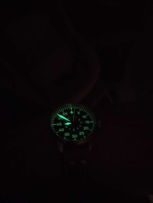 LACO brendi qo'l soati