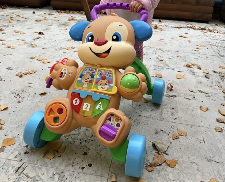 Fisher Price LAUGH & LEARN Проходилка кученце на български език