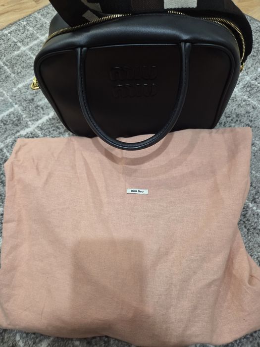 Продам сумку miu miu