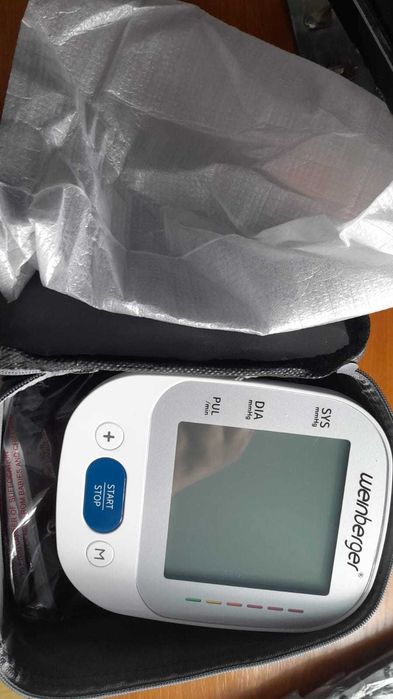 tensiometru aparat de măsurat tensiunea