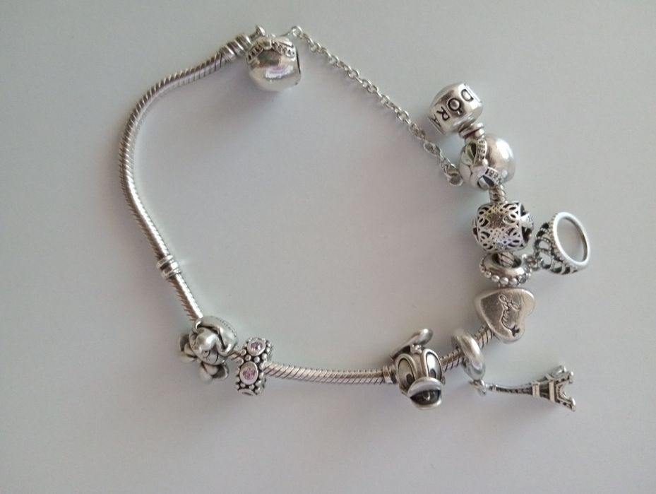 Vând brățară Pandora!