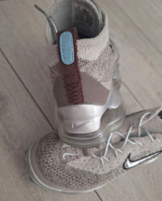 Nike colectie ​ Air Max Scorpion Flyknit ,marime 37