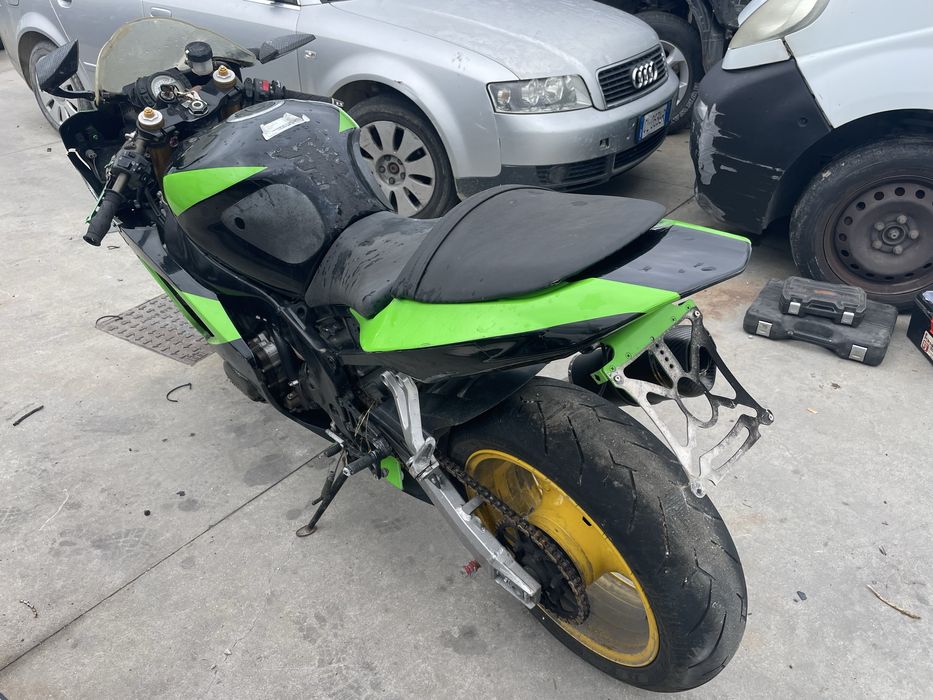 Kawasaki zx6r 636 на части