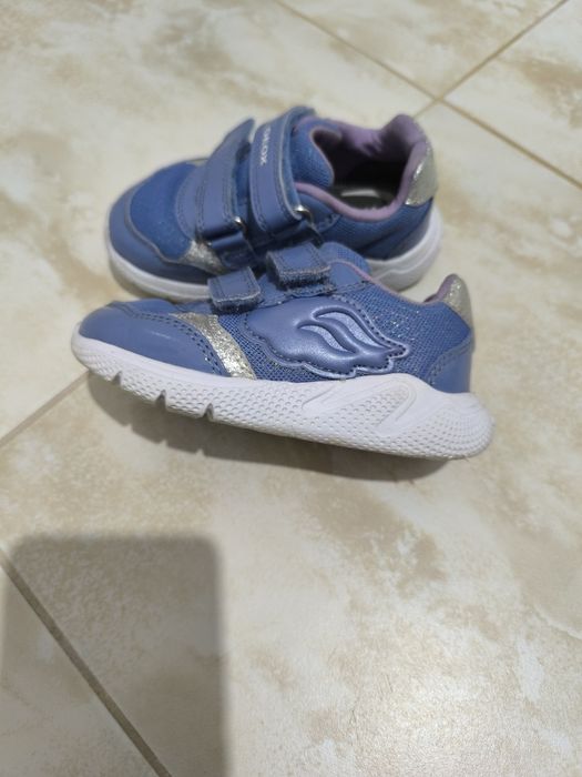 Adidași Geox mărimea 22