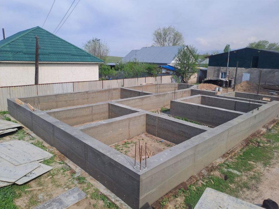 Заливаем фундамент бетон