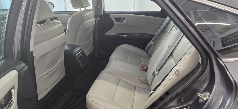 Toyota Avalon Hybrid