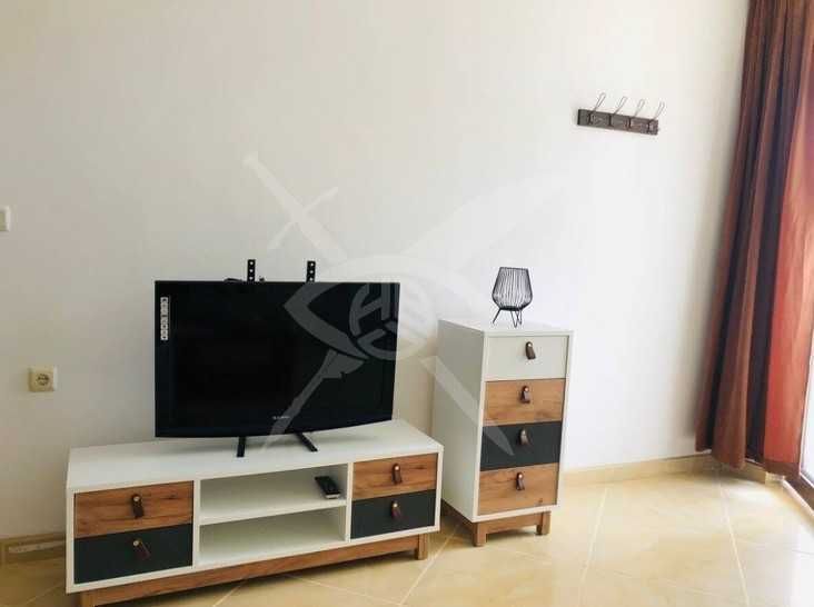 Продава се Двустаен апартамент в Свети Влас - 66 кв.м за 761 €/кв.м - Снимка #2